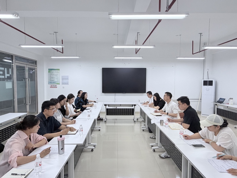 数字科技与创意设计学院开展专题党课